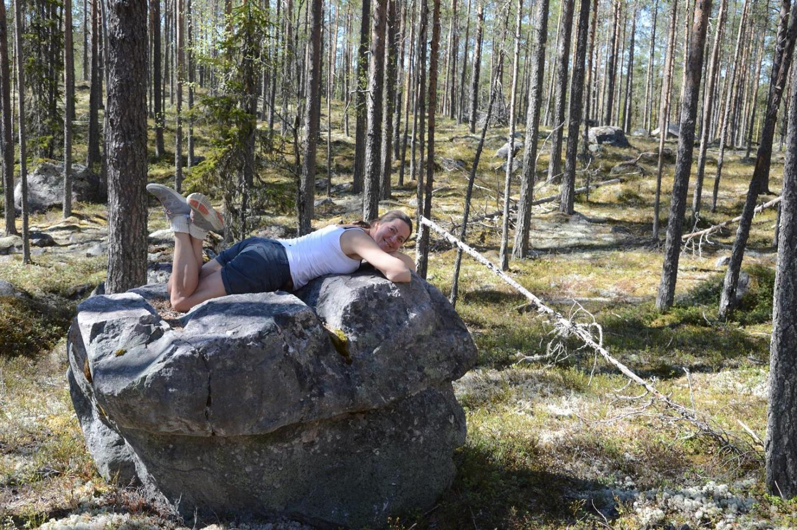 Hytte Anno 1721 Uten Internett, Strom, Vann - Men Med Rodmalt Utedo Ljordal Bagian luar foto