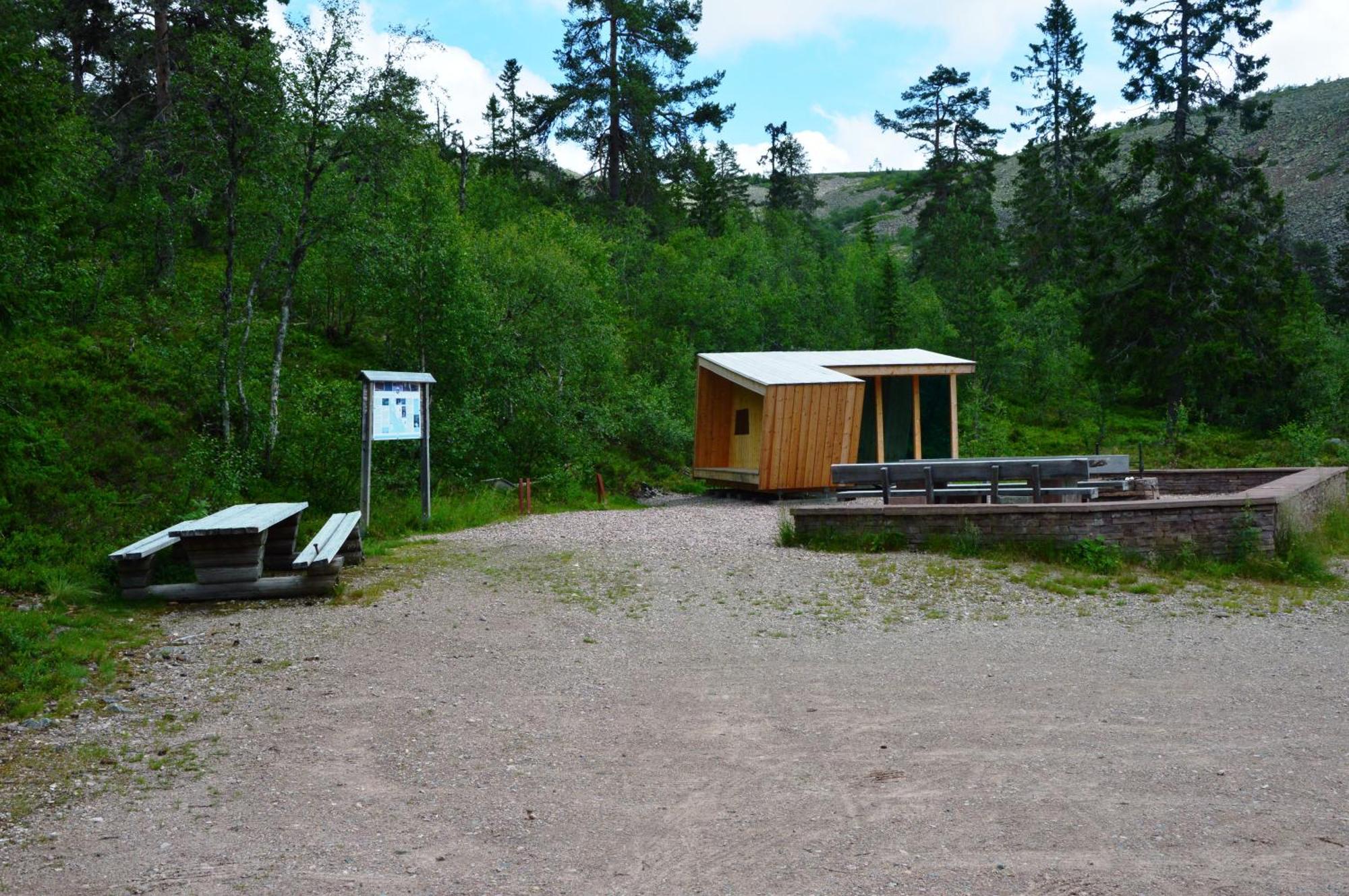Hytte Anno 1721 Uten Internett, Strom, Vann - Men Med Rodmalt Utedo Ljordal Bagian luar foto
