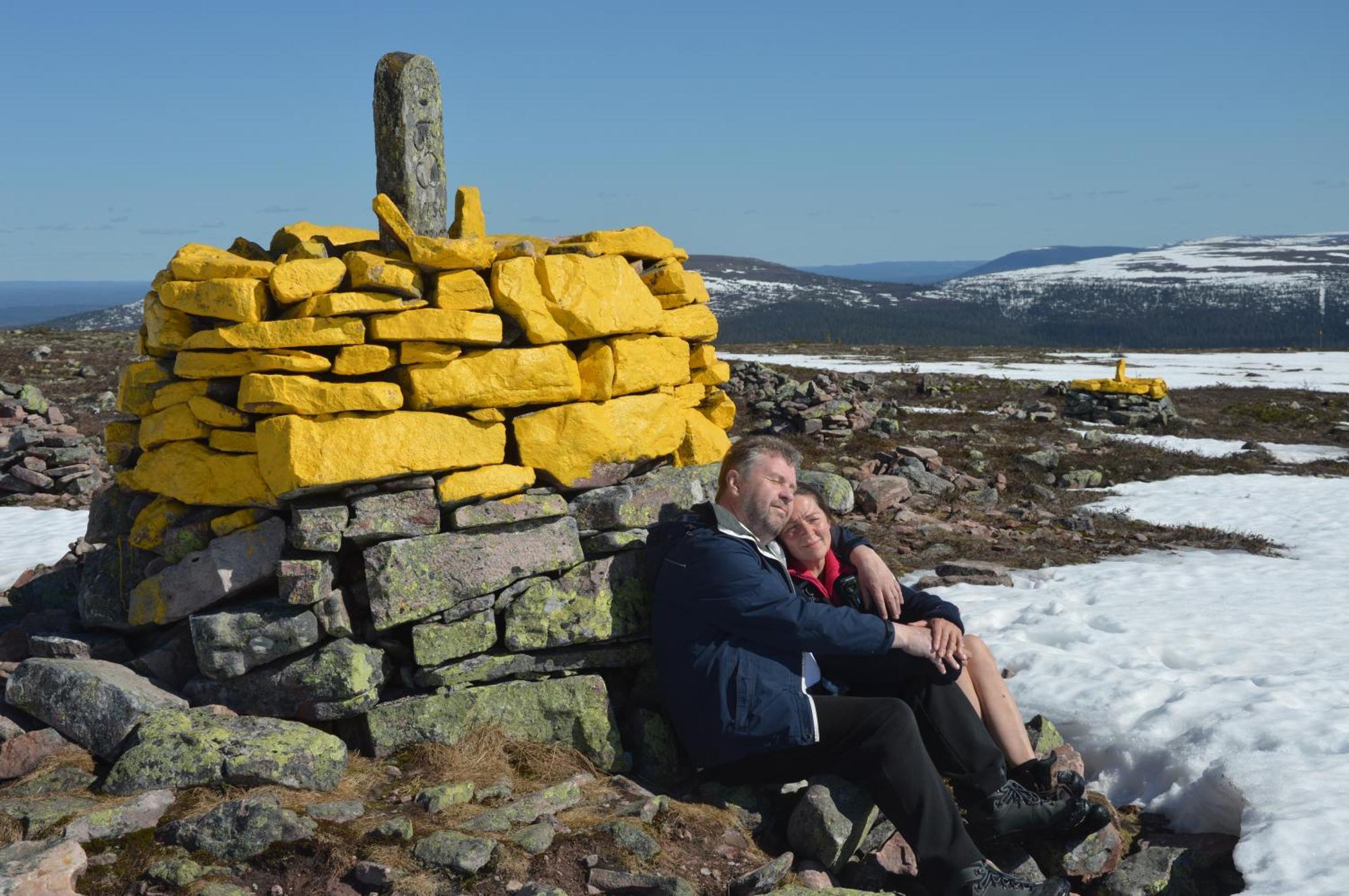 Hytte Anno 1721 Uten Internett, Strom, Vann - Men Med Rodmalt Utedo Ljordal Bagian luar foto